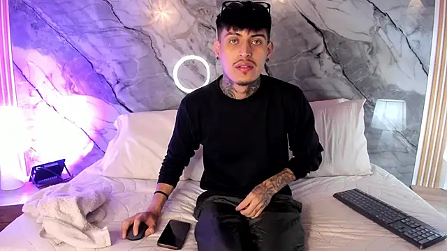 enzorodriguezz online show from 11-06-25, 01:01