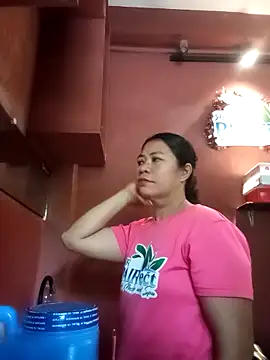 Yummymarie09 online show from 11-07-25, 04:12