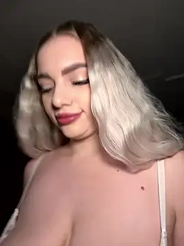 HugeBoobsAlice online show from 01-11-26, 05:12