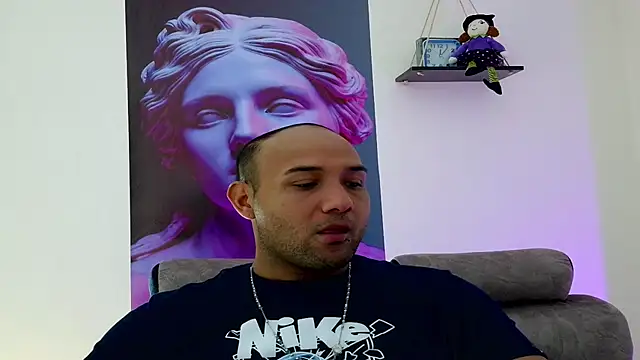 Snapshot of maximiliano_coot chatting on 10-21-25, 02:29 maximiliano coot online show from 10-21-25, 02:29