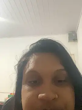 Snapshot of VictoriaSwee chatting on 10-20-25, 05:35 VictoriaSwee online show from 10-20-25, 05:35