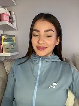 Snapshot of Talia_Bonet chatting on 11-05-25, 02:17 Talia Bonet online show from 11-05-25, 02:17