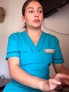 Snapshot of Talia_Bonet chatting on 11-19-25, 01:33 Talia Bonet online show from 11-19-25, 01:33