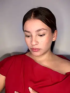 Snapshot of Talia_Bonet chatting on 11-24-25, 12:38 Talia Bonet online show from 11-24-25, 12:38