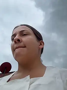 Snapshot of Talia_Bonet chatting on 12-20-25, 02:57 Talia Bonet online show from 12-20-25, 02:57