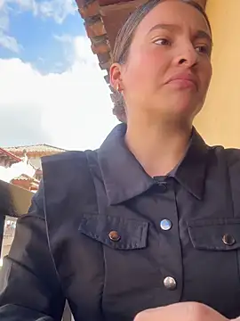 Snapshot of Talia_Bonet chatting on 02-18-26, 08:27 Talia Bonet online show from 02-18-26, 08:27