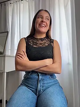 Talia Bonet online show from 05-15-26, 04:25