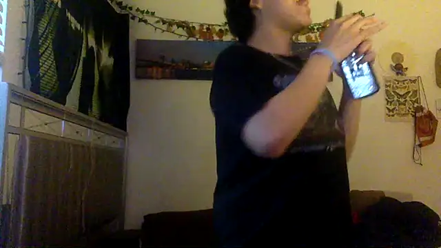 Snapshot of kxnnyvxz chatting on 10-20-25, 10:32 kxnnyvxz online show from 10-20-25, 10:32