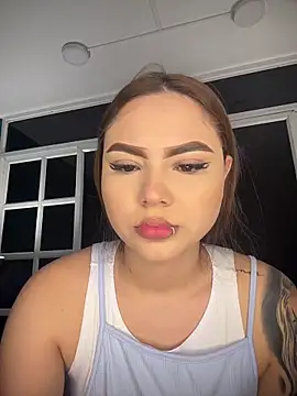 Beella1  online show from 11-28-25, 11:46