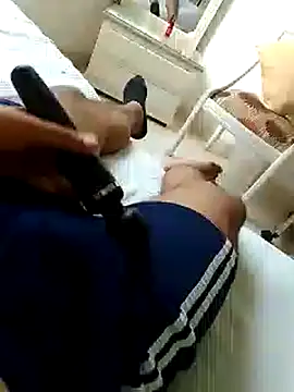 Snapshot of Alexxx_feethis chatting on 11-10-25, 08:19 Alexxx feethis online show from 11-10-25, 08:19