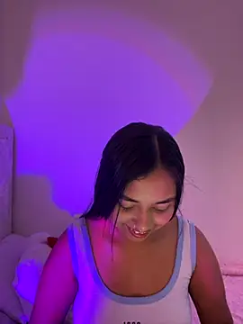 aly nicols online show from 10-30-25, 10:43