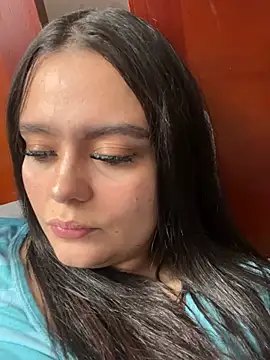 Snapshot of Selena_Roa chatting on 04-15-26, 07:58 Selena Roa online show from 04-15-26, 07:58