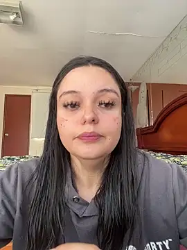 Snapshot of Selena_Roa chatting on 05-09-26, 04:45 Selena Roa online show from 05-09-26, 04:45