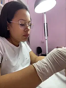 PaulaCruz01 online show from 02-04-26, 08:47