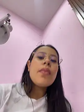 PaulaCruz01 online show from 02-12-26, 07:53