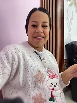 PaulaCruz01 online show from 02-13-26, 07:10