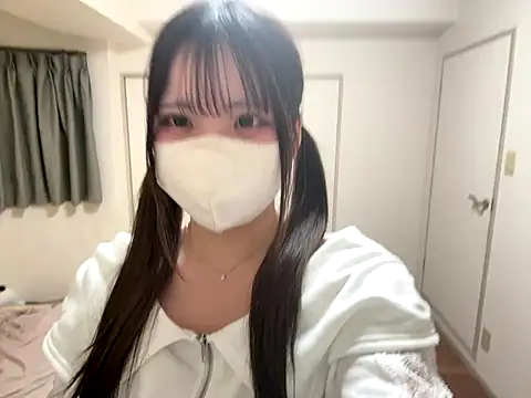 Snapshot of pomu_chan chatting on 01-15-26, 11:04 pomu chan online show from 01-15-26, 11:04