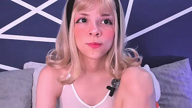 Snapshot of soni_ponwoo chatting on 07-10-26, 11:35 soni ponwoo online show from 07-10-26, 11:35