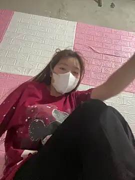kitty-20x online show from 04-30-26, 05:36