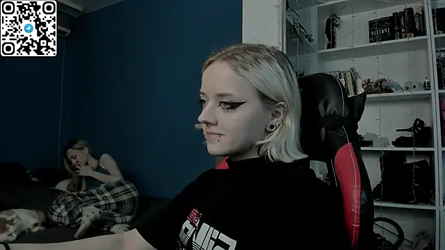 Holy Mistress S online show from 12-20-25, 10:22