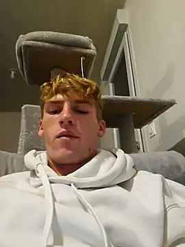 Snapshot of Charlycki chatting on 11-02-25, 05:48 Charlycki online show from 11-02-25, 05:48