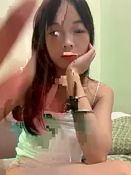 Snapshot of meimei_x chatting on 10-21-25, 02:07 meimei x online show from 10-21-25, 02:07