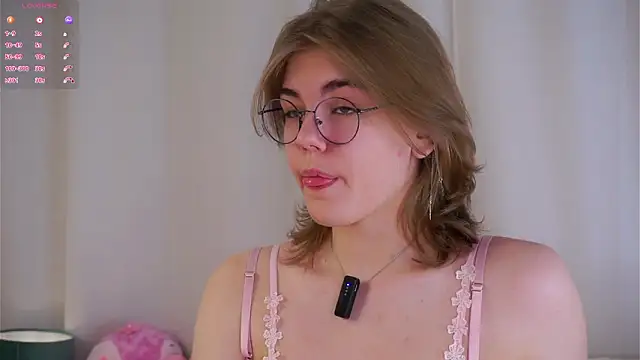 MelodyBaur online show from 03-11-26, 01:39