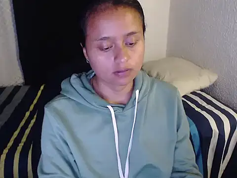 Negritatata online show from 12-21-25, 01:02