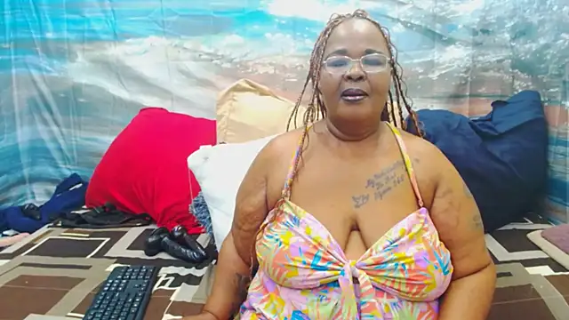 MatureMilfxxx online show from 06-08-26, 05:08