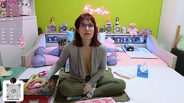  HeraLuna  online show from 03-13-26, 10:05