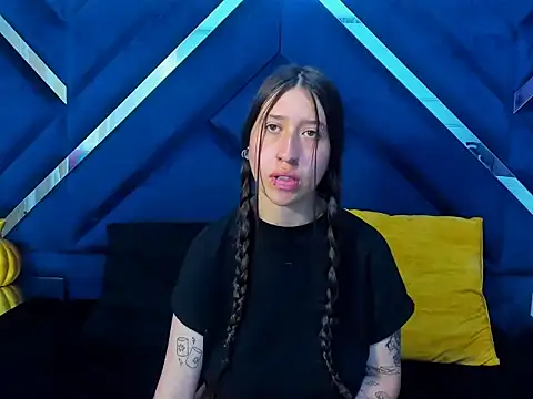 Snapshot of Venus_Morgan chatting on 10-22-25, 04:51 Venus Morgan online show from 10-22-25, 04:51