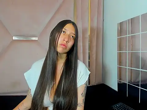 Snapshot of Venus_Morgan chatting on 10-30-25, 09:04 Venus Morgan online show from 10-30-25, 09:04