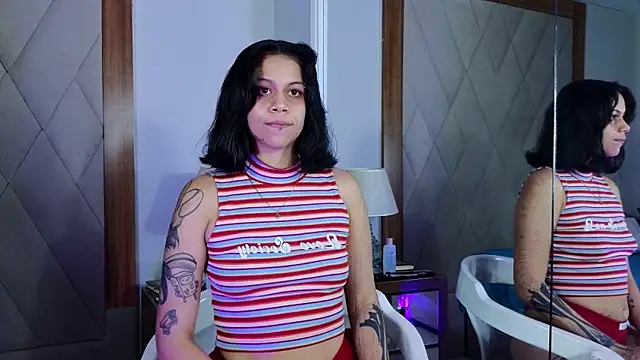 Athenea sky  online show from 11-06-25, 03:46