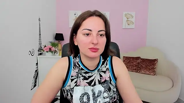 NoraSimons online show from 05-24-26, 04:28