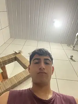 Snapshot of Gduende7 chatting on 12-02-25, 05:46 Gduende7 online show from 12-02-25, 05:46