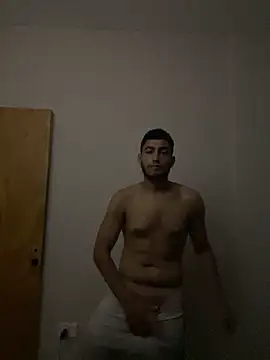 Snapshot of Gduende7 chatting on 03-06-26, 06:10 Gduende7 online show from 03-06-26, 06:10