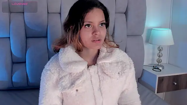 Amatista desire online show from 01-14-26, 12:33