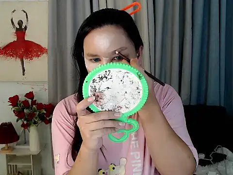 KeraMitenaa online show from 11-13-25, 05:39