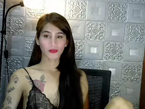 KeraMitenaa online show from 02-17-26, 01:29