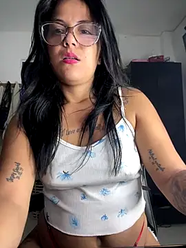 tattyHot95 online show from 12-22-25, 12:29