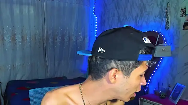 boyswantingplay online show from 03-28-26, 02:11