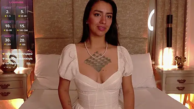 Penelope-Cross online show from 11-06-25, 02:29