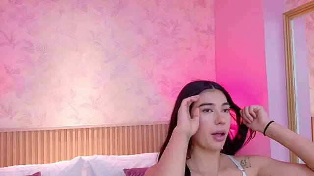 AdelineJhones online show from 12-17-25, 02:23