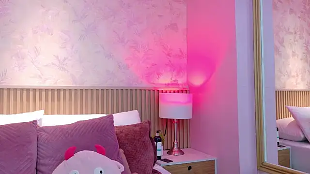 Snapshot of AdelineJhones chatting on 03-10-26, 09:53 AdelineJhones online show from 03-10-26, 09:53