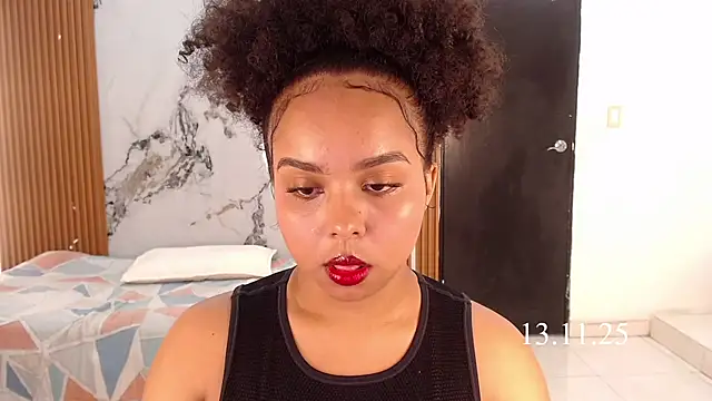 rosselyn  online show from 11-13-25, 07:46