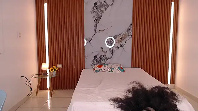 rosselyn  online show from 02-08-26, 12:19