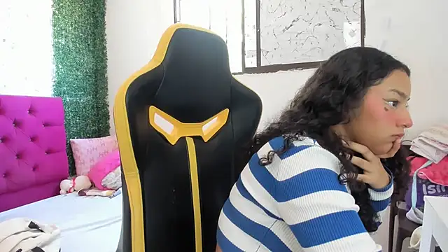 emily stars1 online show from 01-19-26, 04:11