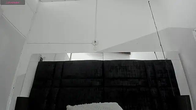 EmmadaSilva online show from 05-15-26, 07:10