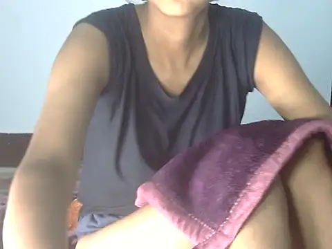Snapshot of Bhan3 chatting on 10-25-25, 01:13 Bhan3 online show from 10-25-25, 01:13