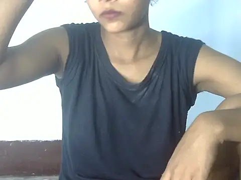 Snapshot of Bhan3 chatting on 10-25-25, 02:13 Bhan3 online show from 10-25-25, 02:13